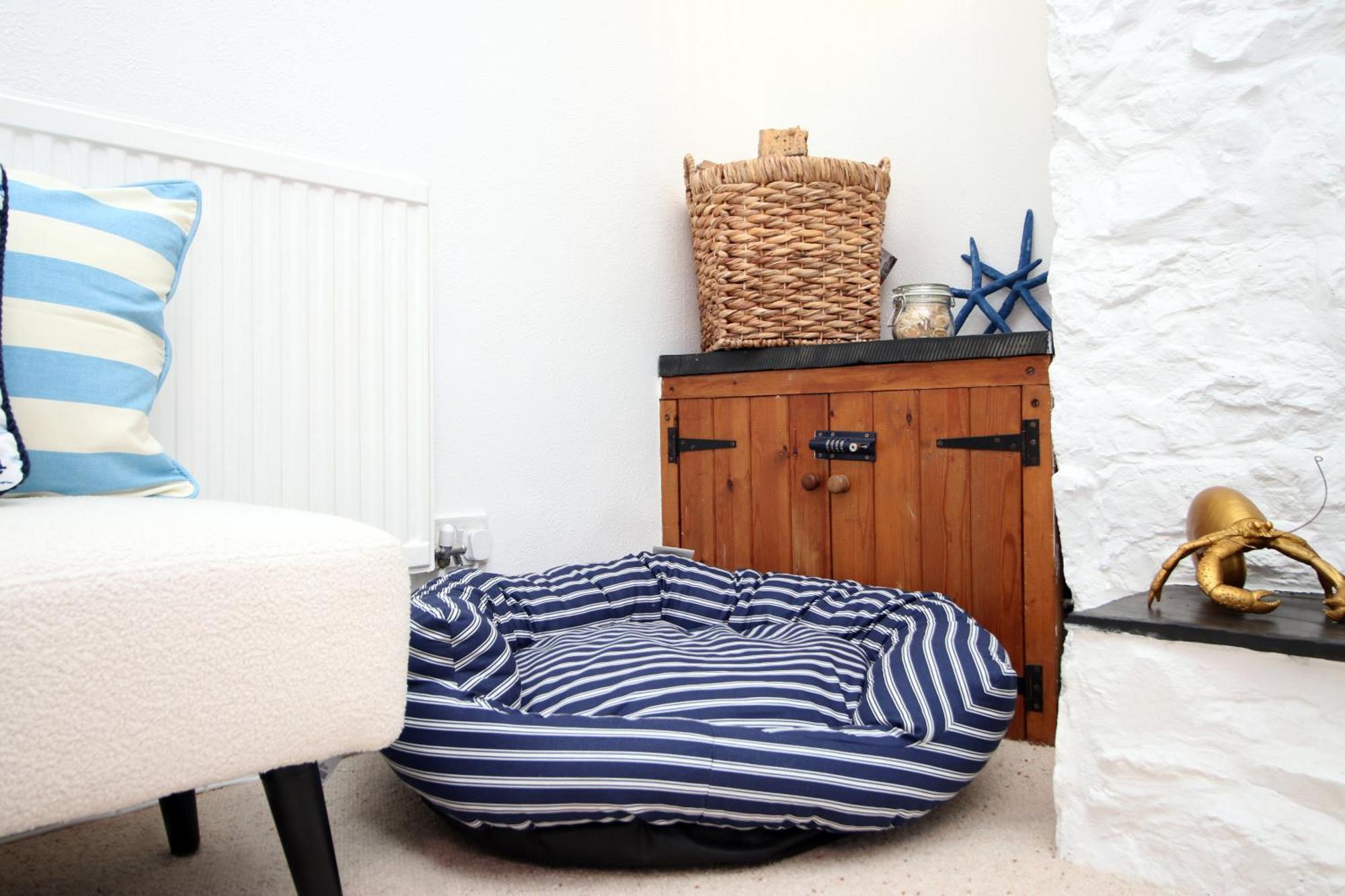 Little Gem In The Mumbles! Fishermans Cottage With Log Burner, Dog Friendly And Welcome Breakfast Hamper! Exterior photo