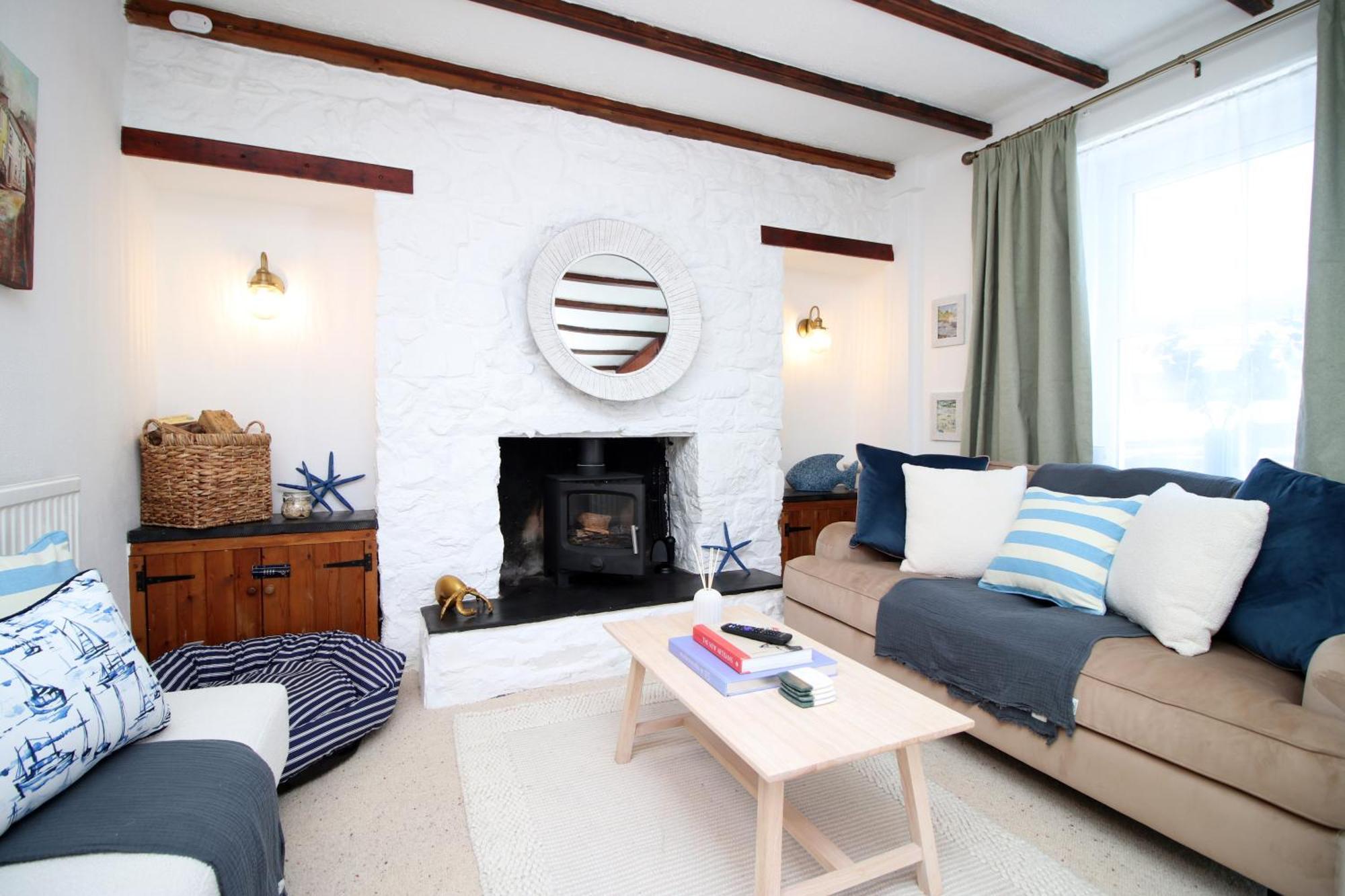 Little Gem In The Mumbles! Fishermans Cottage With Log Burner, Dog Friendly And Welcome Breakfast Hamper! Exterior photo