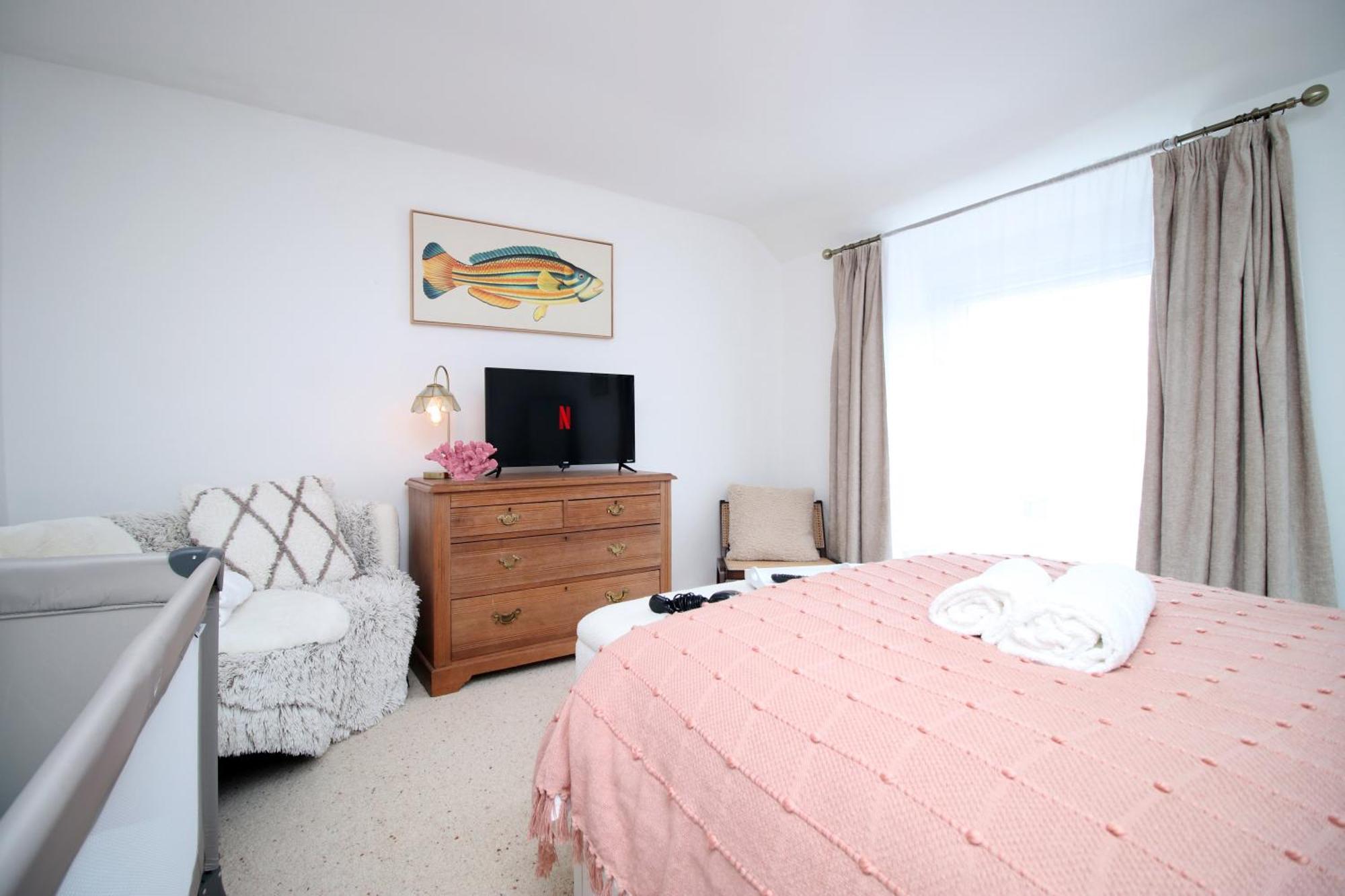 Little Gem In The Mumbles! Fishermans Cottage With Log Burner, Dog Friendly And Welcome Breakfast Hamper! Exterior photo