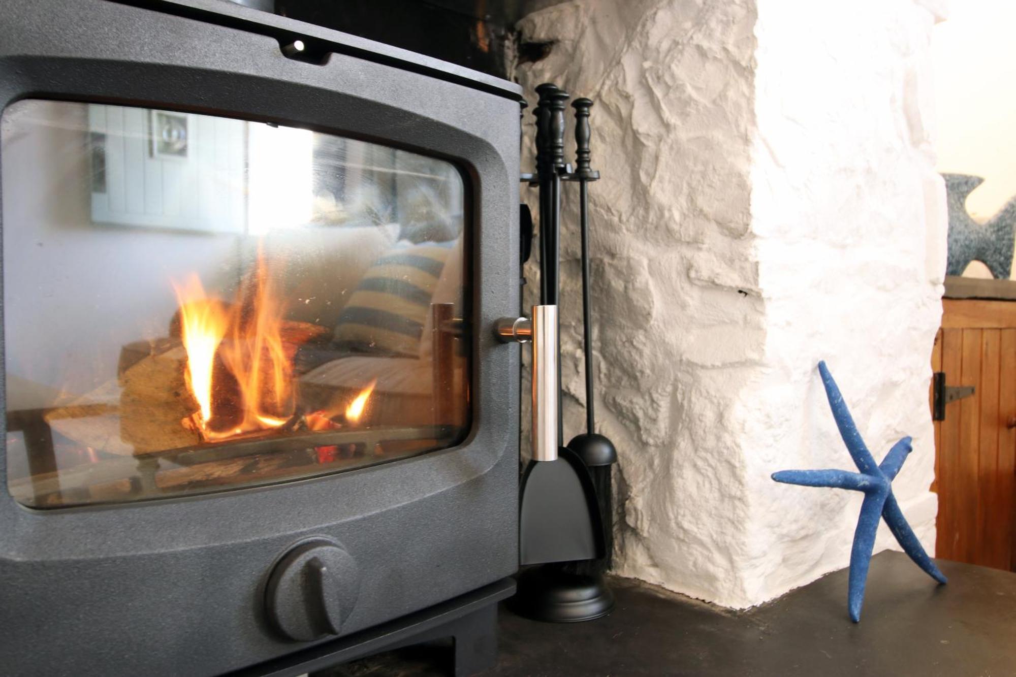 Little Gem In The Mumbles! Fishermans Cottage With Log Burner, Dog Friendly And Welcome Breakfast Hamper! Exterior photo